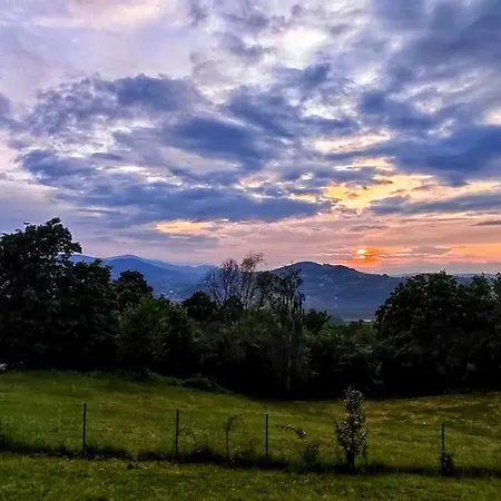 Nyaraló Nad Jeziorem Roznowskim -