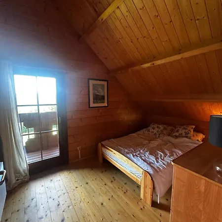 Nad Jeziorem Roznowskim - Nyaraló